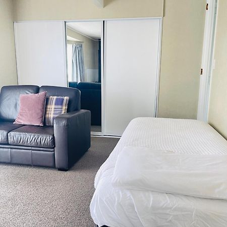 Cozy 1Br Stay In Taupo Central Bagian luar foto